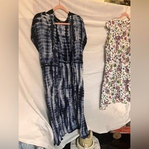Torrid  kimono. Size 0/00.  Elastic waist string tie in front. Never worn